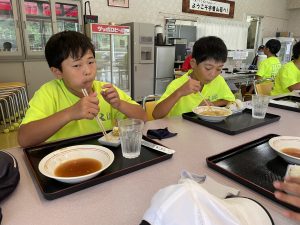 食べるのもトレーニング