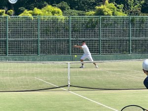 伸びと重さがあるボールを打つ為のコツ！