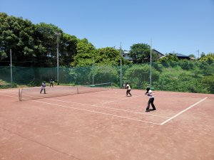 梅雨の晴れ間　明日はママパパ大感謝祭！！