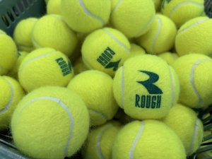 ニューボールズ、プリーズ。