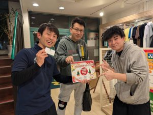 夜もわいわいしています！